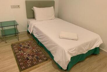 هتل آپارتمان Mciti Suites