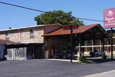 مُتل Ranch House Inn And Suites