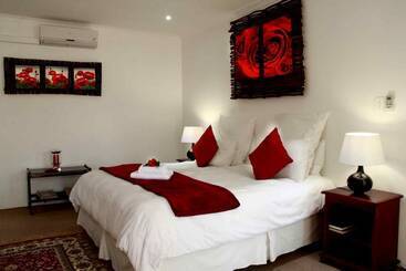پانسیون J'cups Guest House