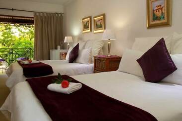 پانسیون J'cups Guest House