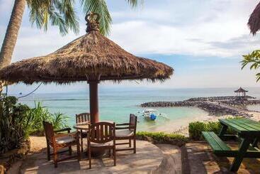 استراحتگاه Puri Pandan Restaurant & Bungalows