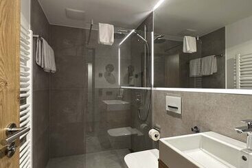B5 Apartments