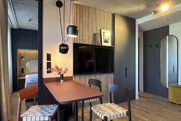B5 Apartments