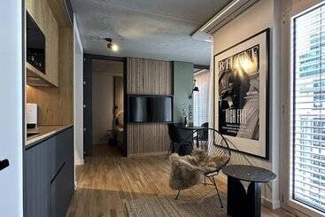 B5 Apartments