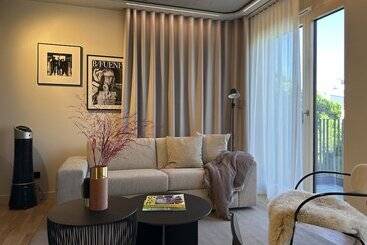B5 Apartments