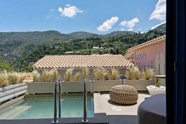 تختخواب و صبحانه Tellion Suites