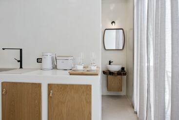 تختخواب و صبحانه Tellion Suites