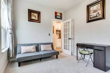 Bright Plainfield Home ~ 14 Mi To Indianapolis!