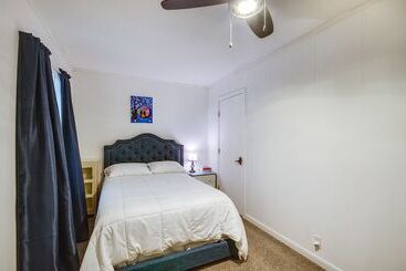 Charming Natchez Cottage W/ Sunroom!