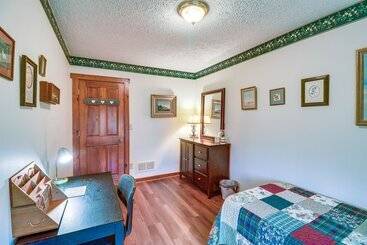 Charming Newark Home < 10 Mi To Buckeye Lake