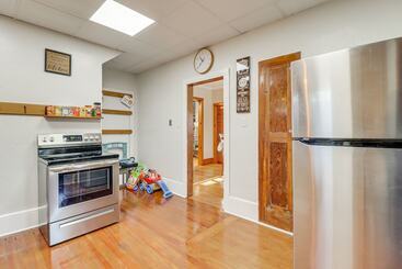 بيت ريفى Charming Tannersville Home W/ Fire Pit + Deck!