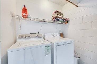 Family Friendly Kissimmee Retreat W/ Private Pool!