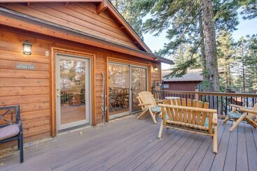Family Friendly Stateline Home: Close To Trails!