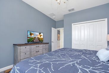 Fantasia @ Storey Lake By Shine Villas #408