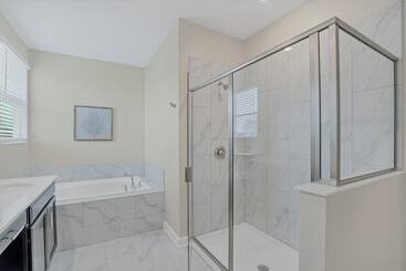 Fantasia @ Storey Lake By Shine Villas #408