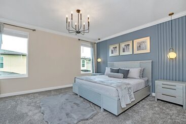 Fantasia @ Storey Lake By Shine Villas #408