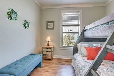 Gorgeous Galveston Bay Home W/ Private Pool!