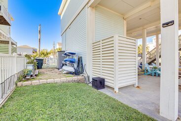 Gorgeous Galveston Bay Home W/ Private Pool!
