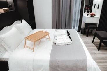 هتل Athens Muses Suites