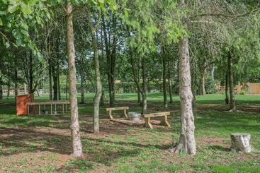هتل City To Country Retreat Luxury Lodge With Hot Tub