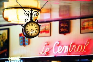 هتل Le Central