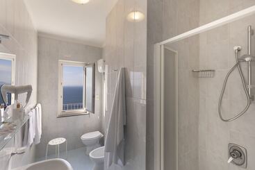 هتل Villa Lubrense Sorrento