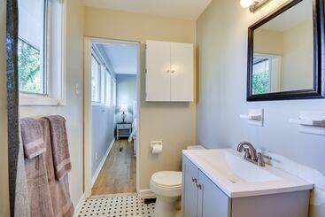 Laptop Friendly Greensboro Home W/ Fireplace!