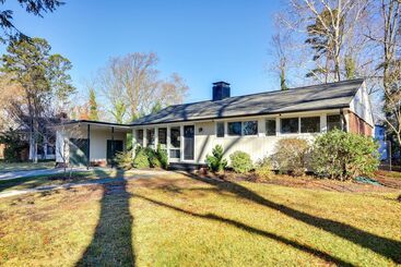 Laptop Friendly Greensboro Home W/ Fireplace!