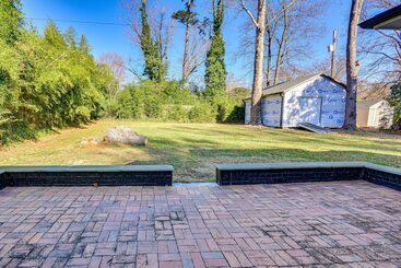 Laptop Friendly Greensboro Home W/ Fireplace!