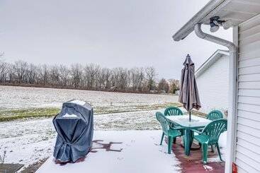 Lovely Interlaken Home W/ Fire Pit & Yard!