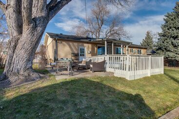 Сельский дом 10 Mi To Dtwn Denver: Lakewood Home W/ Patio