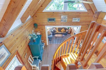 بيت ريفى Okeechobee Cabin W/ Patio & Community Pool!