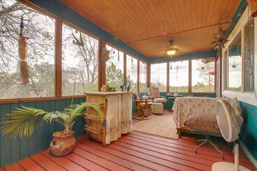 Pet Friendly Austin Home W/ Deck & Private Hot Tub