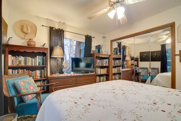 Pet Friendly Austin Home W/ Deck & Private Hot Tub