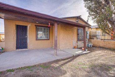 Pet Friendly Home Near Downtown Albuquerque!