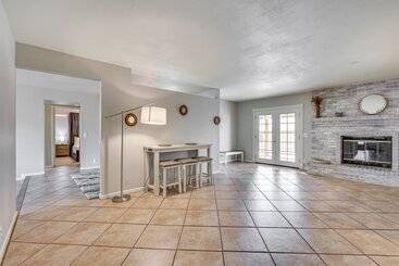 Pet Friendly Tempe Home W/ Private Hot Tub!