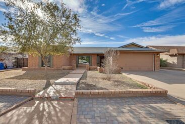 Pet Friendly Tempe Home W/ Private Hot Tub!