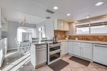 Pet Friendly Tempe Home W/ Private Hot Tub!