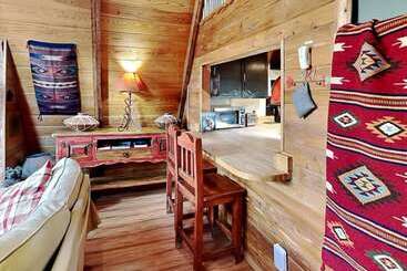 Pine Tin Inn