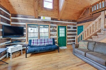 Rustic North Carolina Cabin W/ Fire Pit & Porch