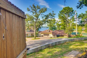 Spacious Grand Lake Lodge: Dock, Views & Grill!