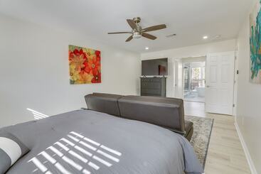 Stylish Marietta Home W/ Deck   Near Truist Park!