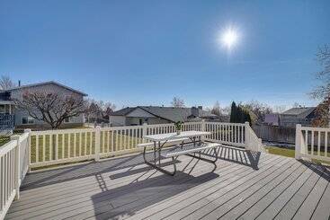 Stylish Orem Retreat W/ Deck, Near Byu & Uvu!