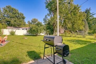 茅舍 Sunland Hills Home W/ Theater Room & Fire Pit!