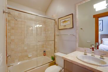 Telluride Mountain Chalet W/ Gym, Hot Tub & Views!