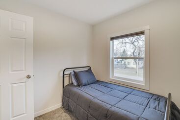 Updated Home < 1 Mi To Downtown Fargo!
