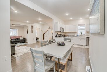 Updated Home < 1 Mi To Downtown Fargo!