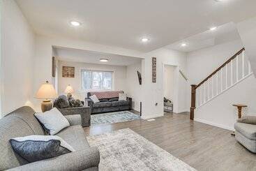 Updated Home < 1 Mi To Downtown Fargo!