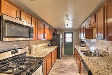 Adobe Style Retreat < 2 Mi To Dtwn Tucson!