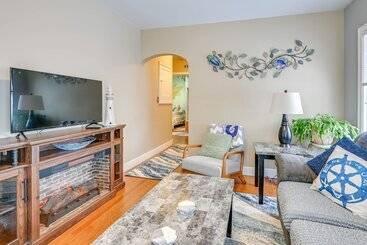 Cozy Wausau Home W/ Fireplace & Hot Tub Access